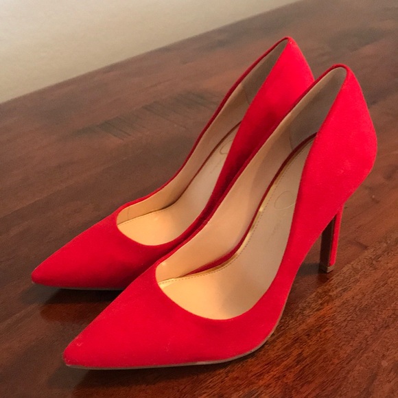 Red Velvet Jessica Simpson Adeni Pump - Picture 2 of 4